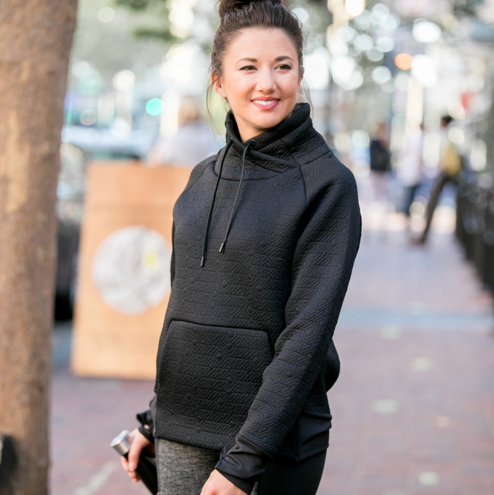 Athleta women's post-workout pullover